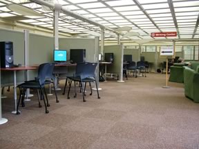 Group Space in Information Commons at (a) University of Massachusetts Amherst and (b) University of Binghamton